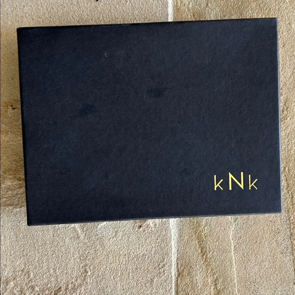 KnK genuine leather Textured‎ Phone Sleeve